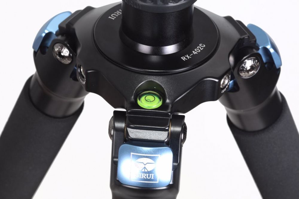 Sirui  R-2214X Carbon Tripod