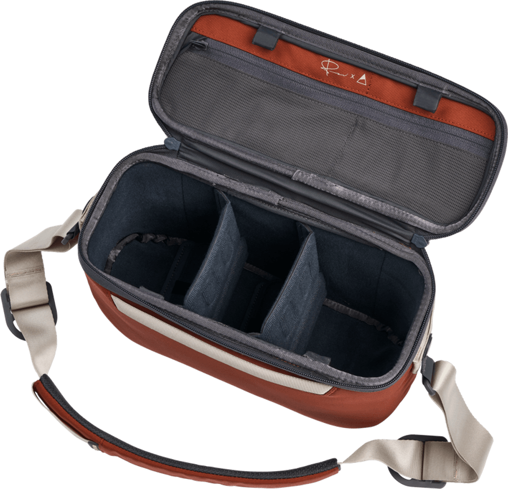 Gomatic  Peter McKinnon Luma Camera Sling 12L, Rust