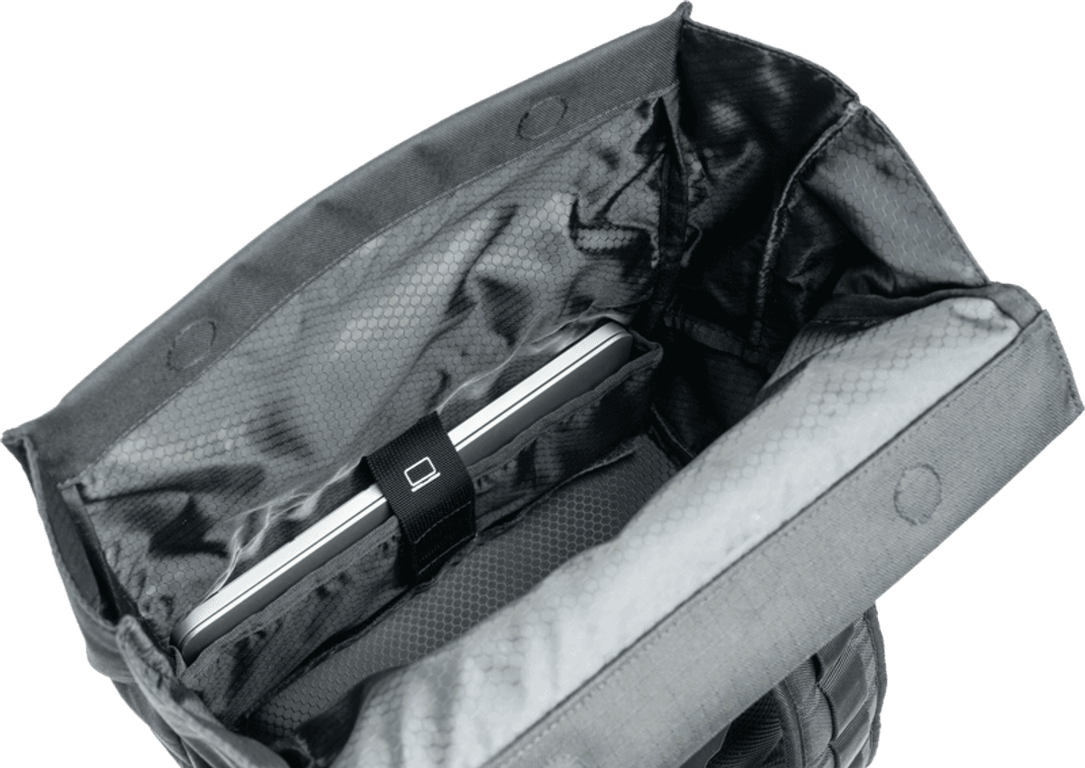 Think Tank FocusPoint 30L I Hybrid RollTop Backpack I Asphalt Black