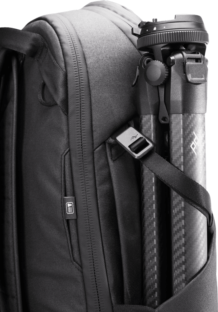 Peak Design Travel Backpack 30L // Black