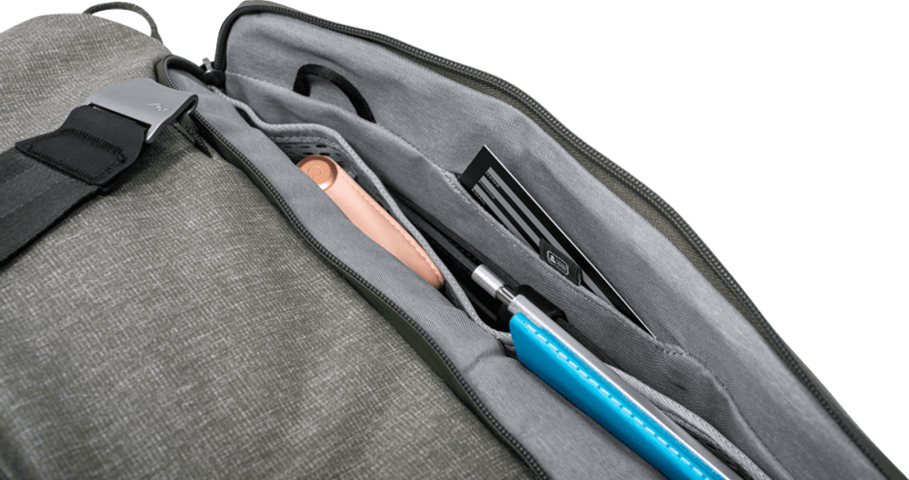 Peak Design Travel Duffel 35L // Sage