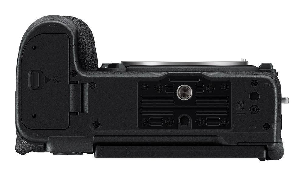 Nikon Z5IIc Sort + NIKKOR Z 24-50mm f/4-6.3