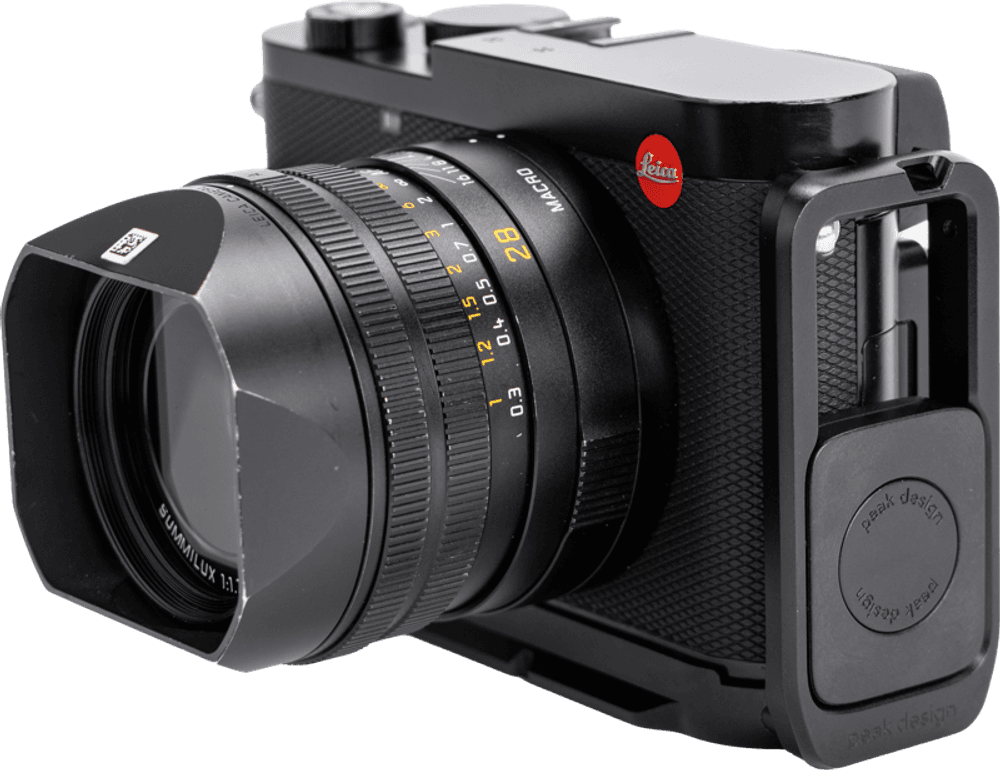 Peak Design Field Bracket med grep I Leica Q3